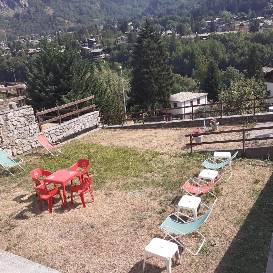 Hotel Ottoz Meublé Courmayeur