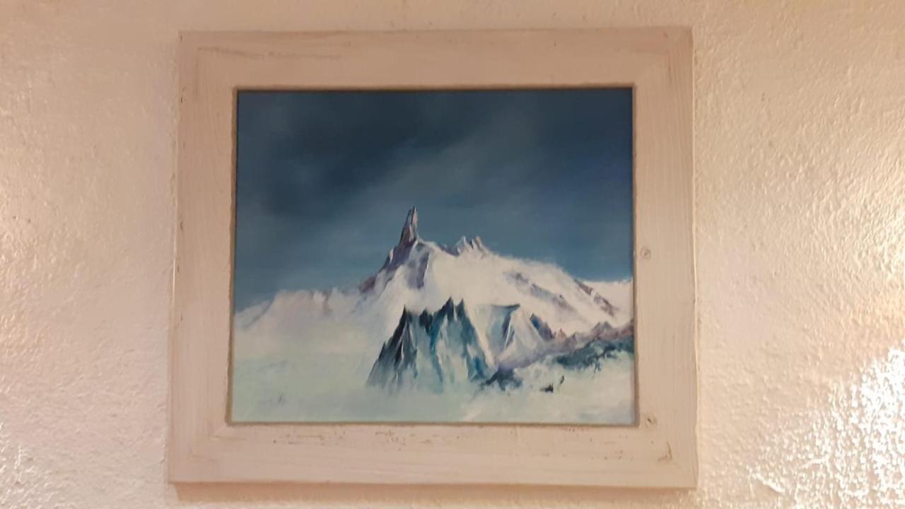 Ottoz Meublé 3* Courmayeur